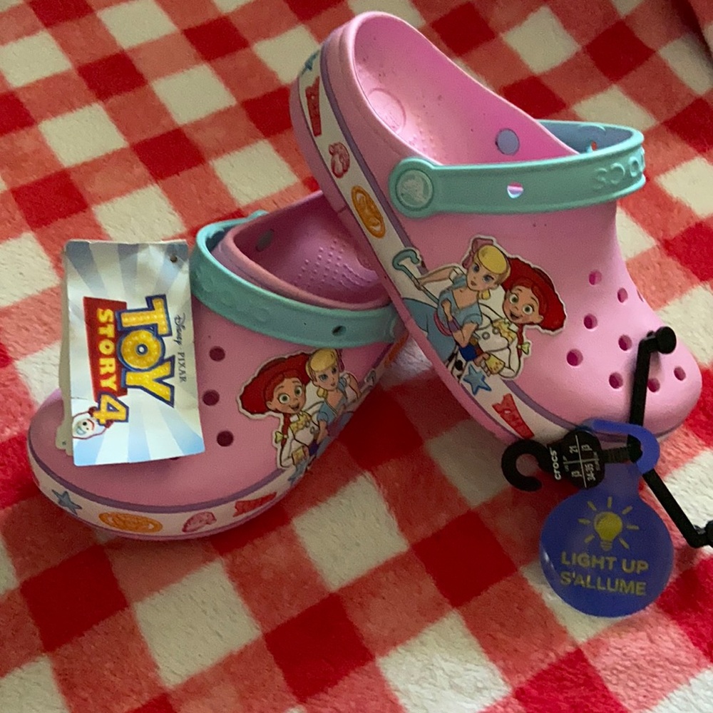 Girls size 3 Disney Toy Story Light Up Crocs new with tags